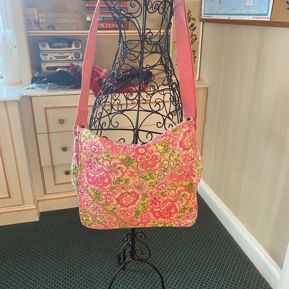 Vera Bradley Crossbody Messenger Bag. Pristine Condition. - Picture 5 of 5